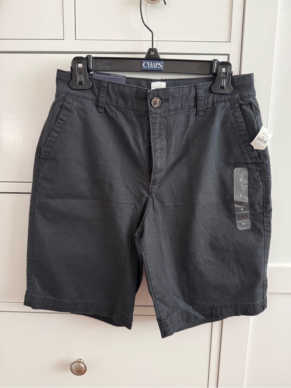 Gap Black Cotton Bermuda Shorts women  size 4 NWT